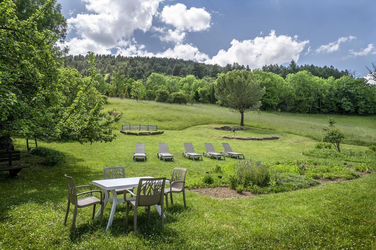 Logis Hotel Restaurant Le Mont Aigoual Мейрюе Екстер'єр фото