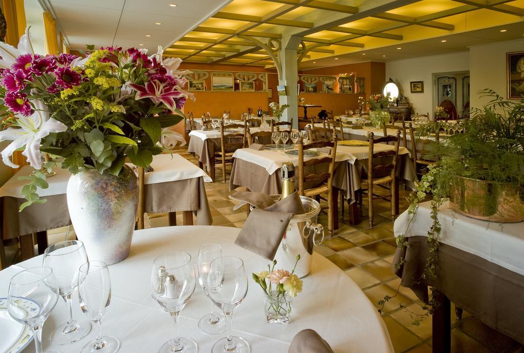 Logis Hotel Restaurant Le Mont Aigoual Мейрюе Екстер'єр фото