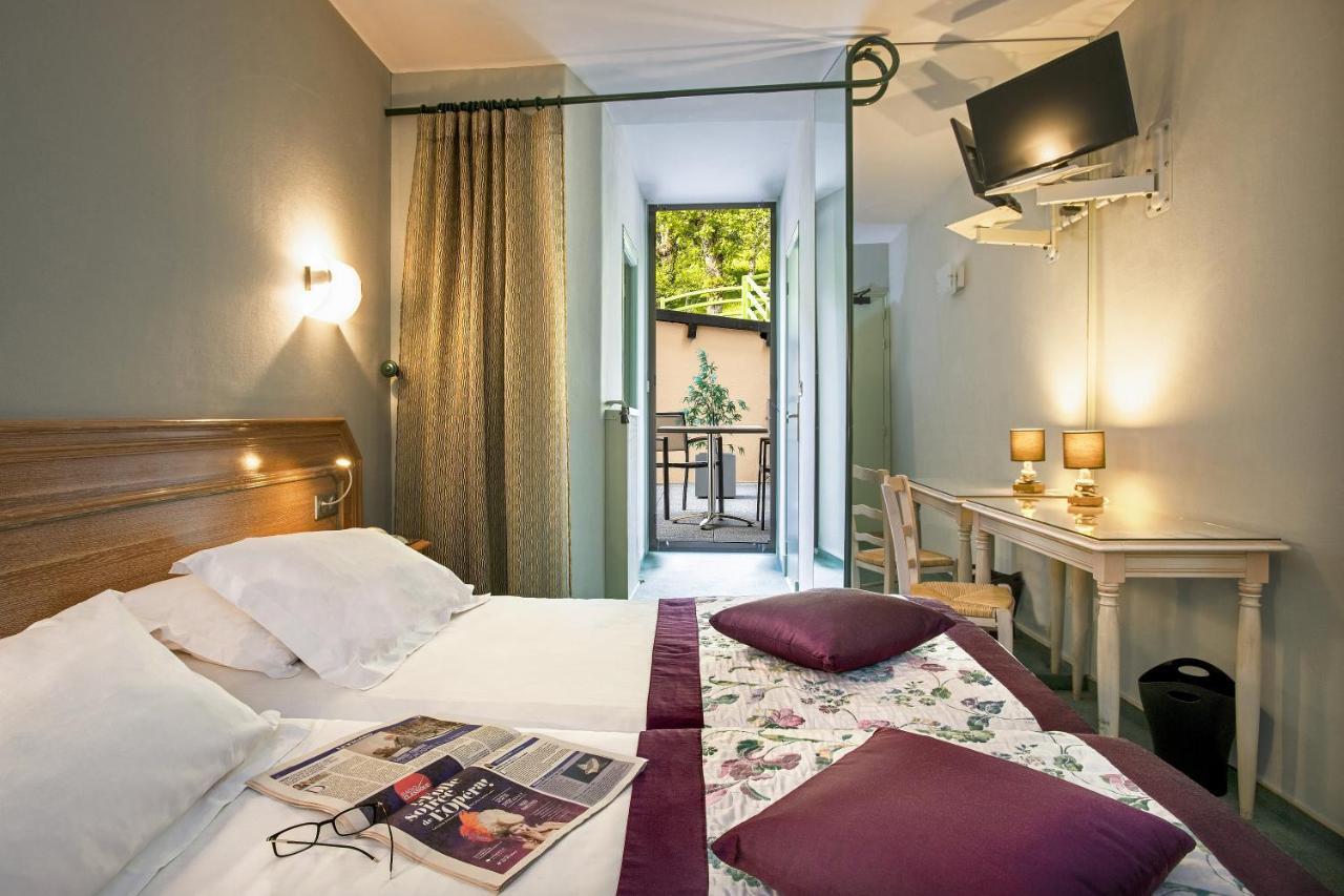 Logis Hotel Restaurant Le Mont Aigoual Мейрюе Екстер'єр фото