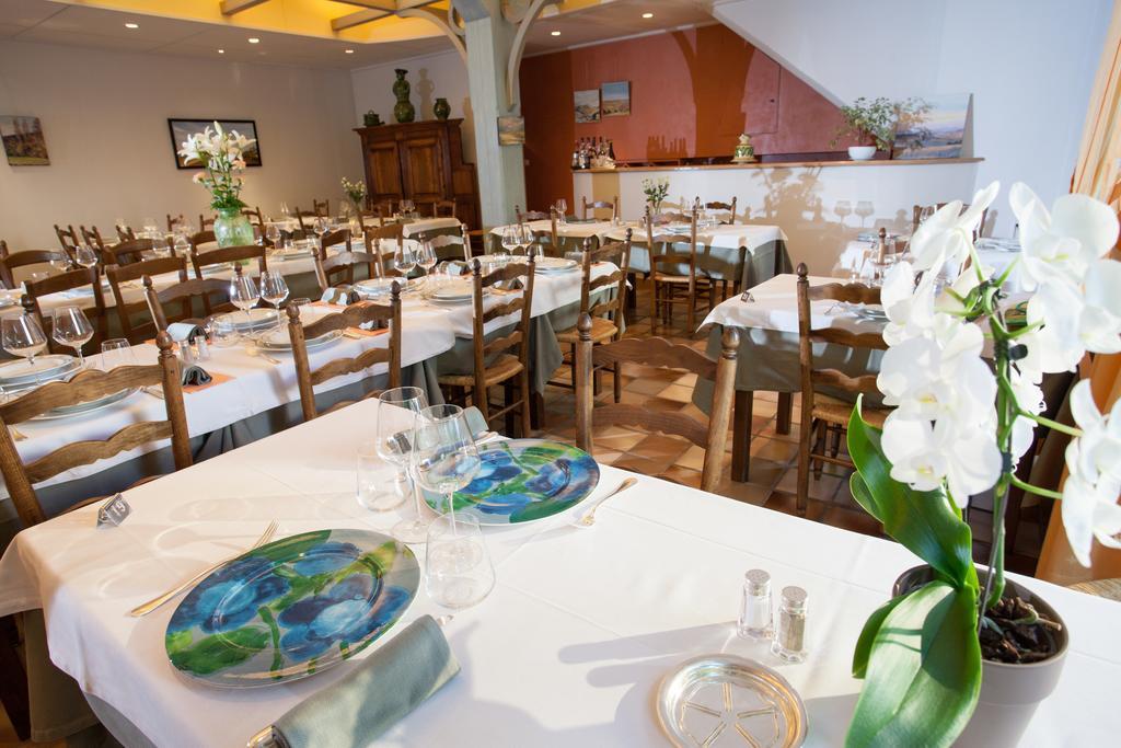 Logis Hotel Restaurant Le Mont Aigoual Мейрюе Екстер'єр фото
