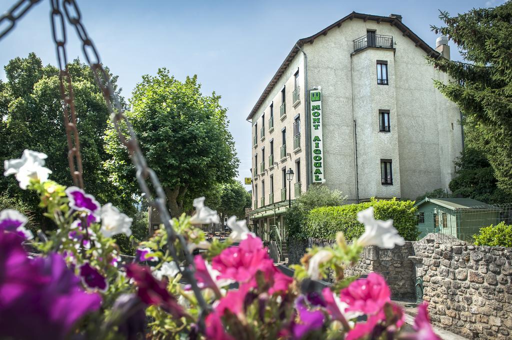 Logis Hotel Restaurant Le Mont Aigoual Мейрюе Екстер'єр фото